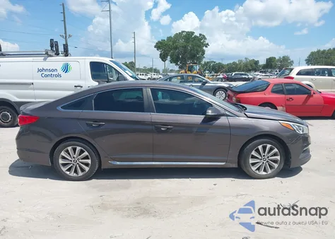 2015 Hyundai Sonata Sport z USA, uszkodzony, nr VIN 5NPE34AF2FH035741